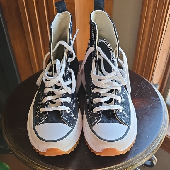 Converse Black and White Platform High-Tops - Picture 6 of 7